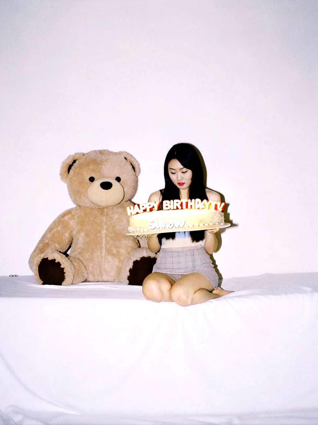 胶片质感梦核图片，爆火小红书，2天2万赞太夸张了吧，三分钟教会你怎么做。轻松赚取商单收益